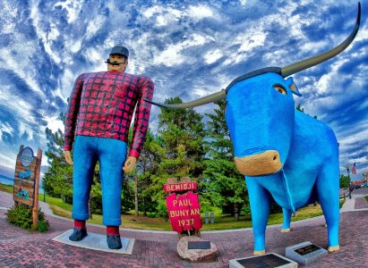 paul-bunyan-babe-statues-bemidji-vibrant.jpeg